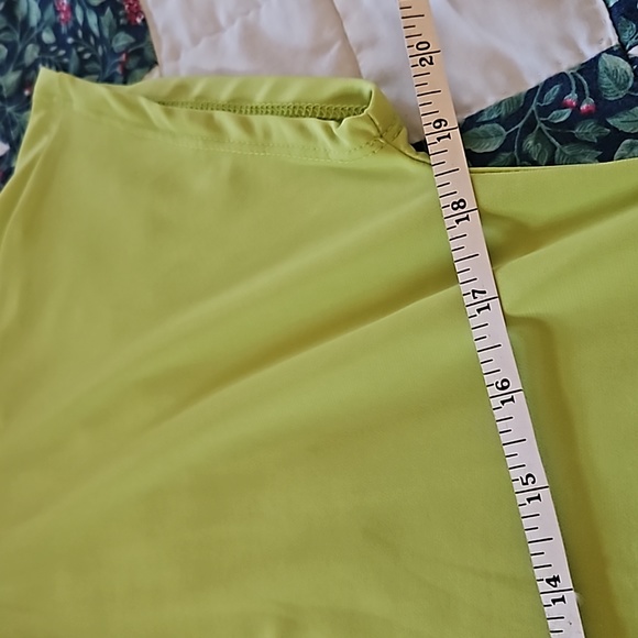 Grace Elements large cap sleeve, lime green blouse - Picture 4 of 6